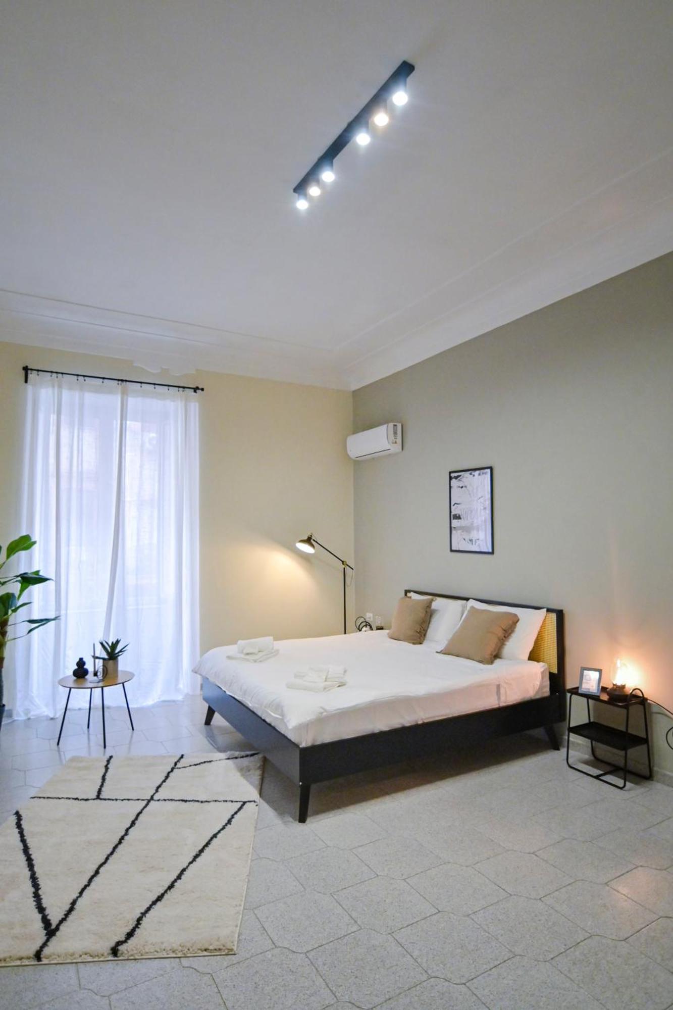 Cozy Central Residence Napoli Luaran gambar