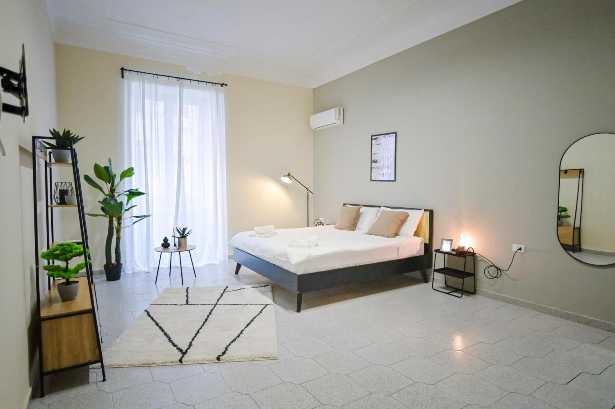 Cozy Central Residence Napoli Luaran gambar