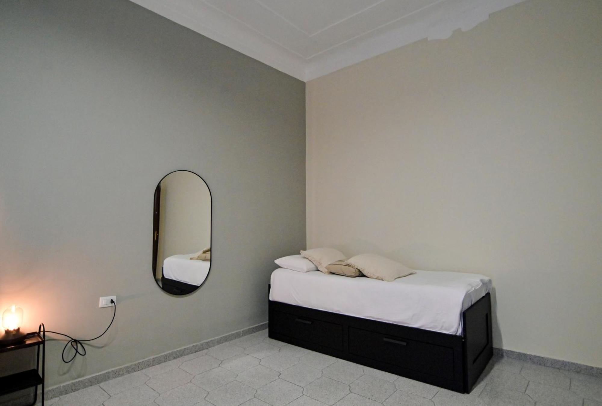 Cozy Central Residence Napoli Luaran gambar