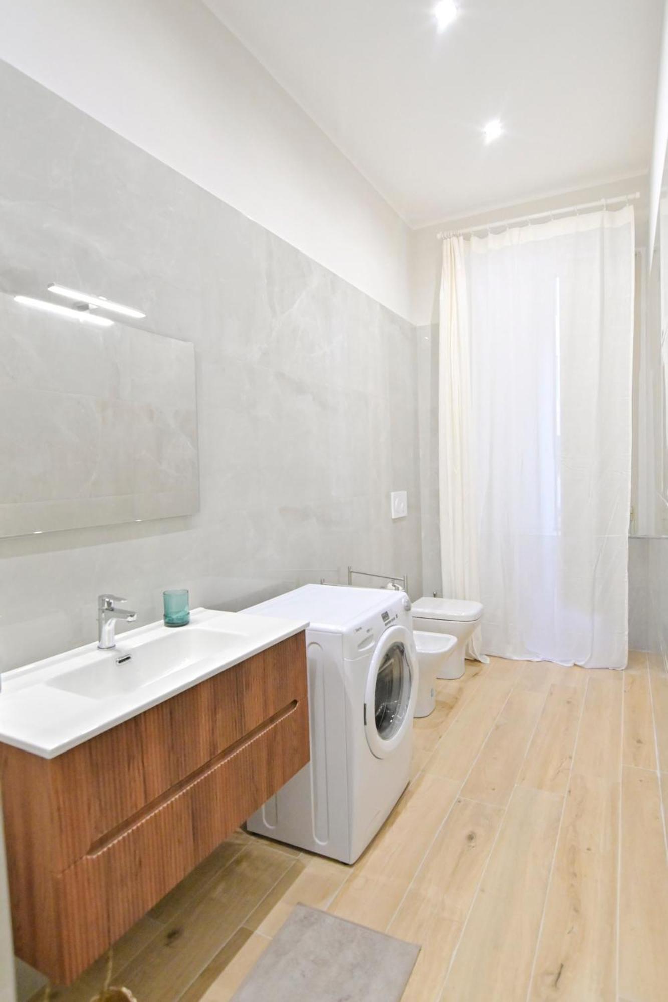 Cozy Central Residence Napoli Luaran gambar