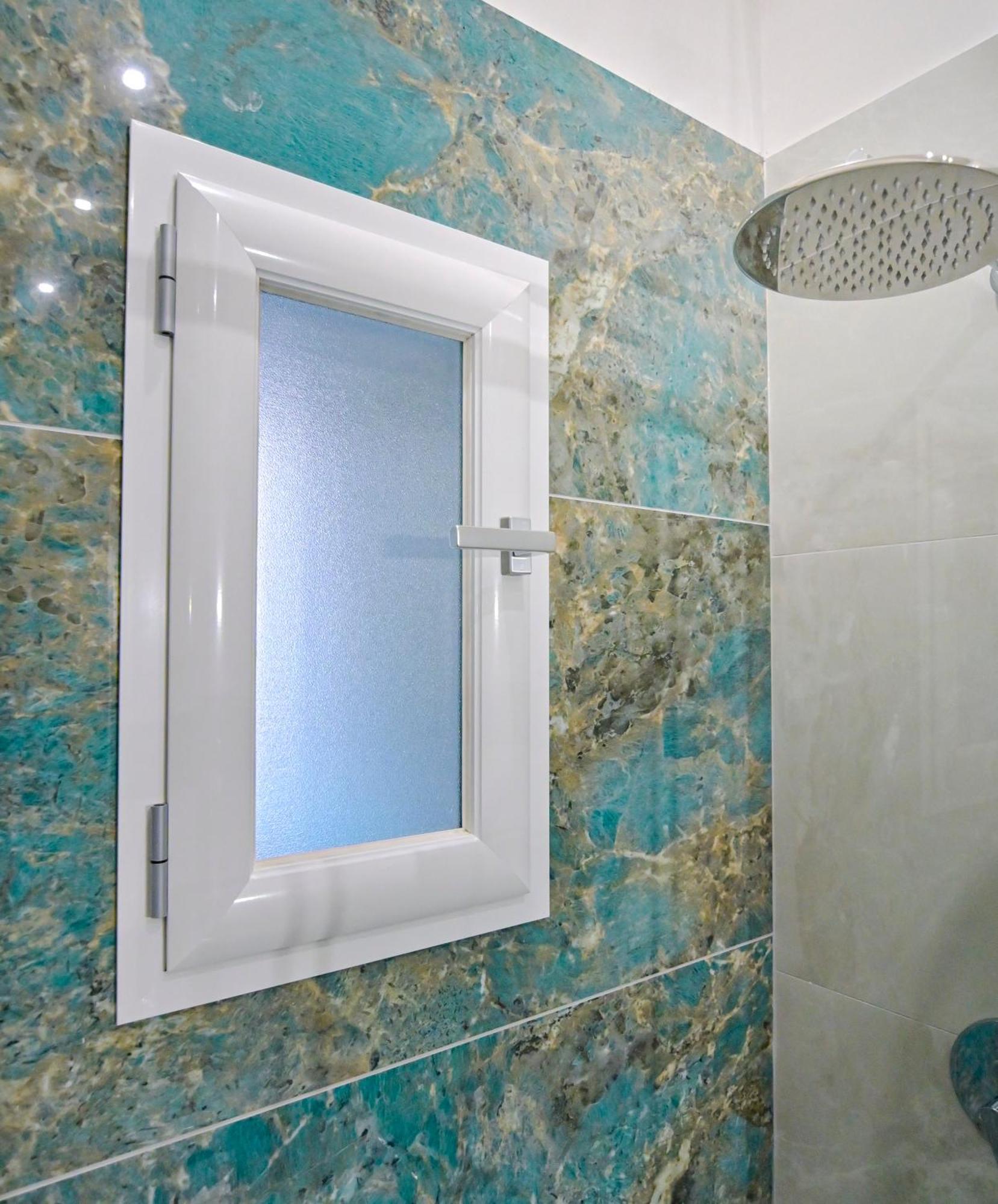 Cozy Central Residence Napoli Luaran gambar